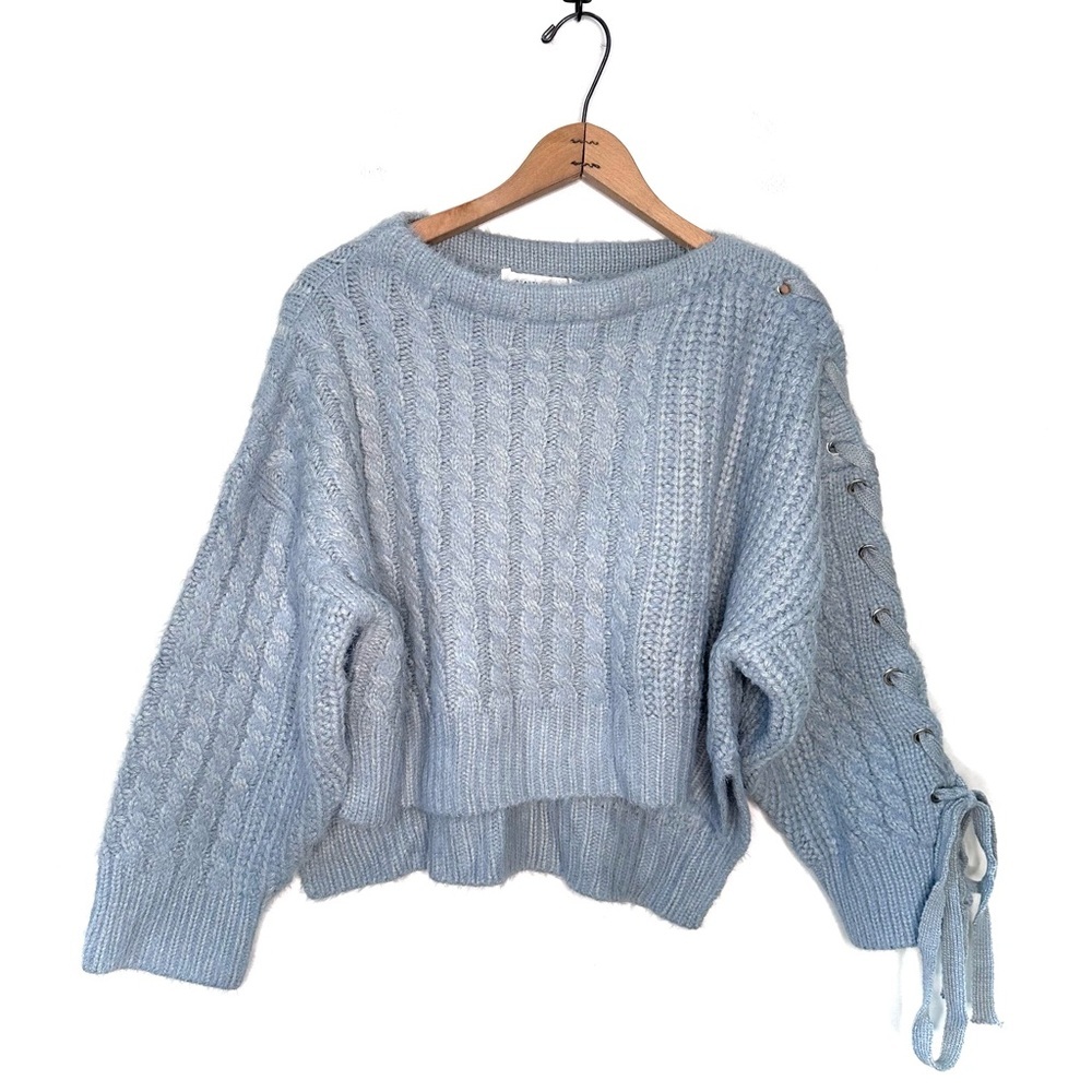 Avantlook Baby Blue Ribbed Knit Lace Up Sleeve Pullover Sweater Size Medium NWT